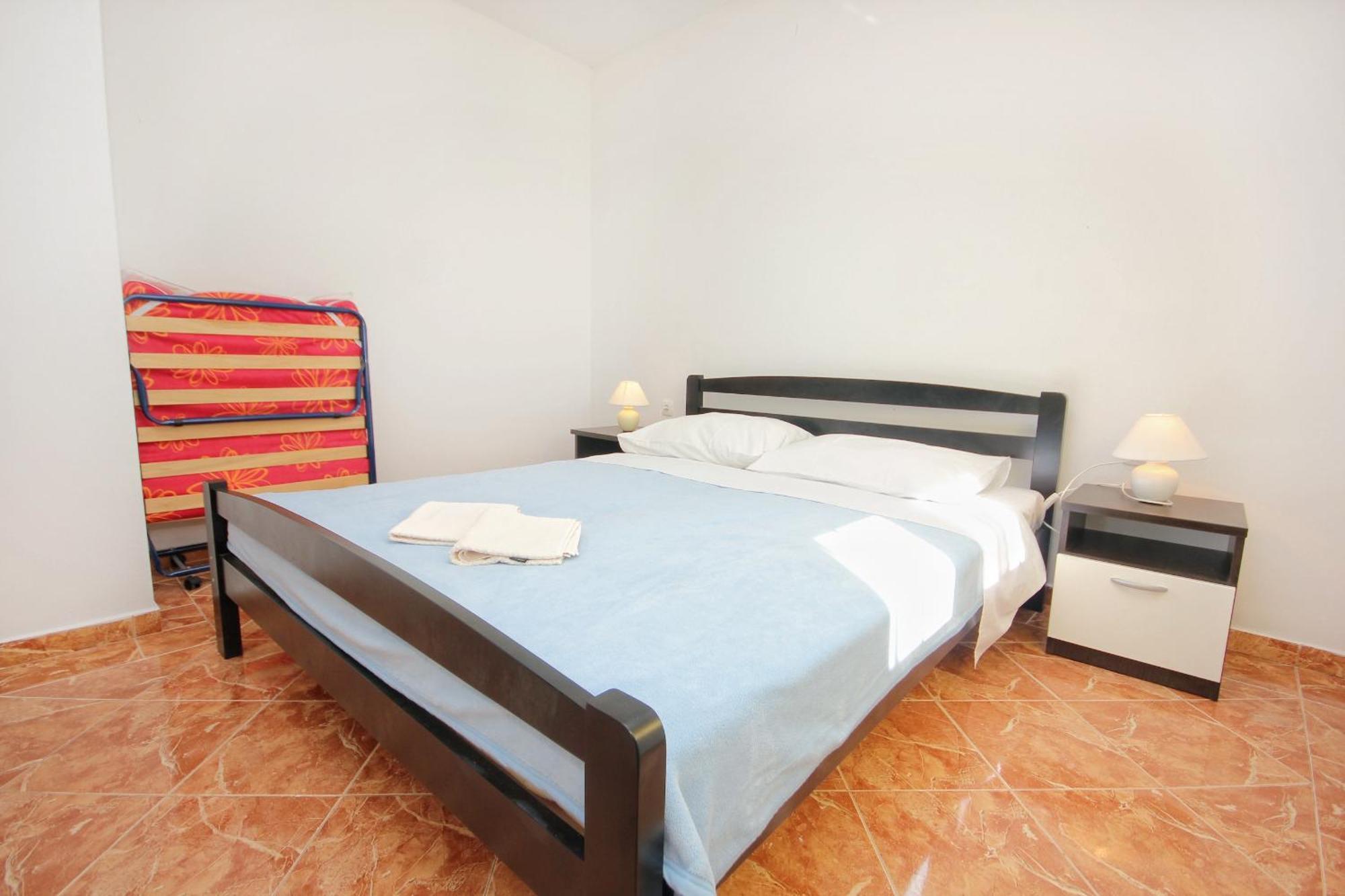 Apartments By The Sea Vlasici, Pag - 9324 Room photo